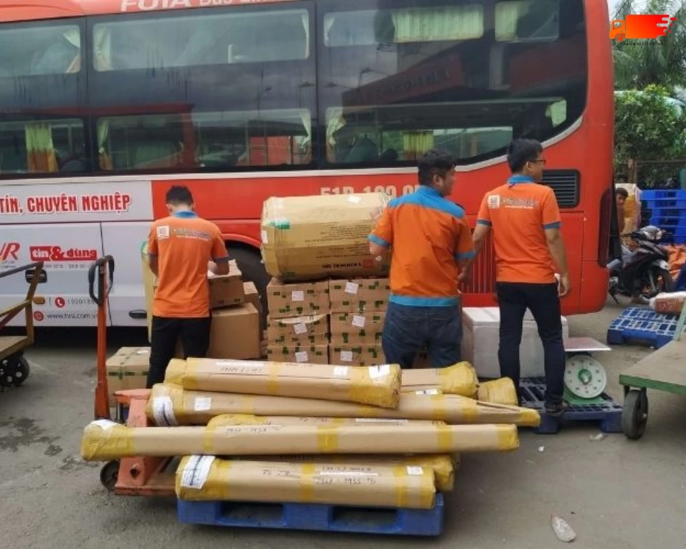 Nhà xe Phương Trang có cung cấp dịch vụ gửi hàng đi Đà Lạt